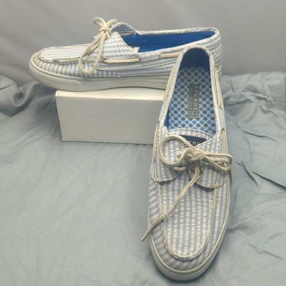Sperry Shoes - Sperry Top-Sider Womens White blue seer sucker Boat shoes Sz. 10M